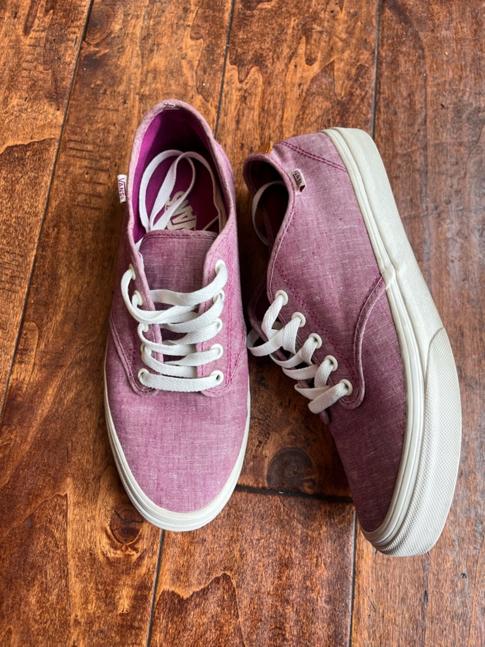 Vans Low-Top Sneakers in Dusty Rose